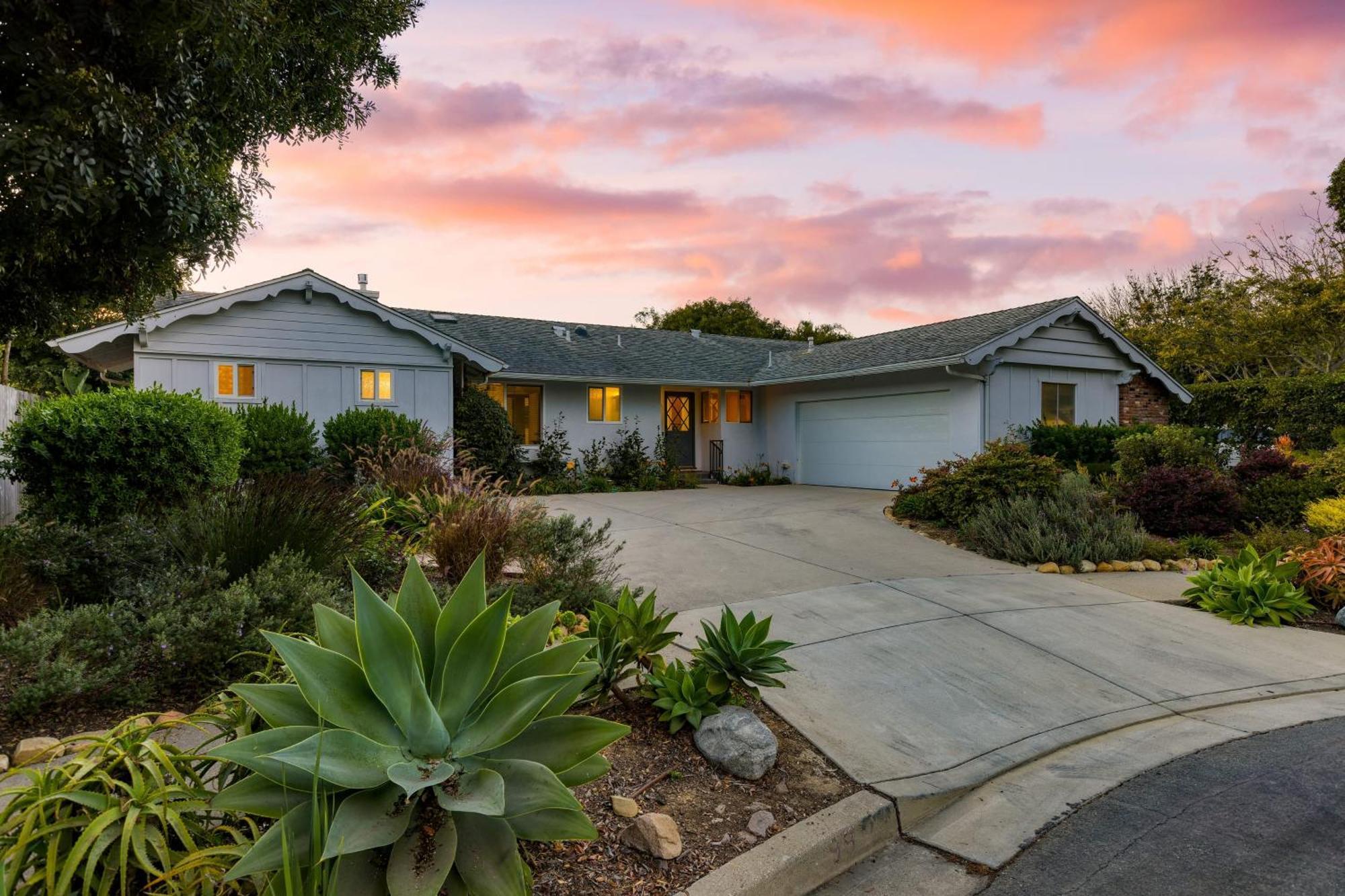 Goleta Getaway By Avantstay Private Backyard 1.5Mi To The Beach Santa Bárbara Exterior foto